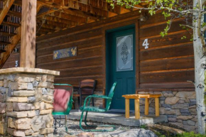 The Loose Moose Lodge #4 Winter Escape Near RMNP